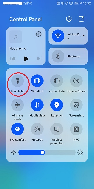 4 3 Ways Turn on off Flashlight on iPhone iPad iPod Android MiniTool